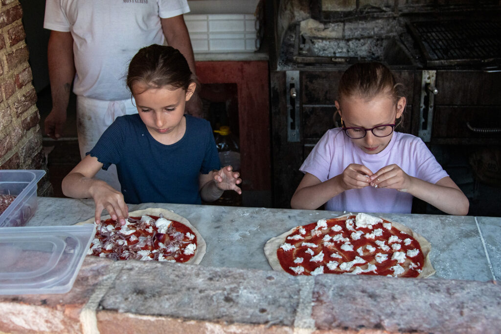 pizza-dinner-agriturismo-di-montalbino4